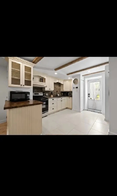 4½ rénové RDC – électros, internet, stationnement – animaux perm Image# 1