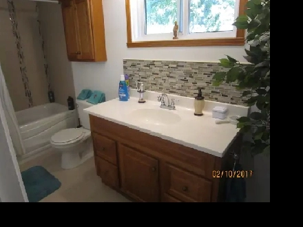 Maisons très ensoleiller a louer avec garage dans un Quartier tr Image# 1