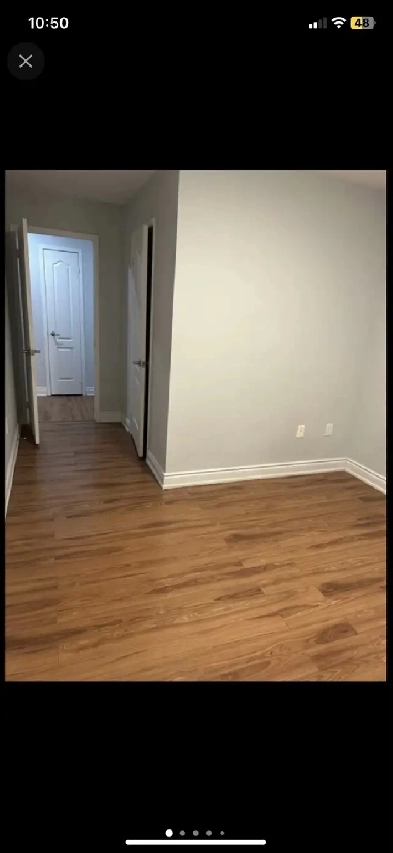 Shared room for rent in Mississauga for girls Image# 1