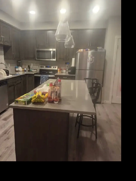 Modern 3 Bed, 2 Full Bath Condo for Rent – Shawnee Slopes SW – A Image# 1