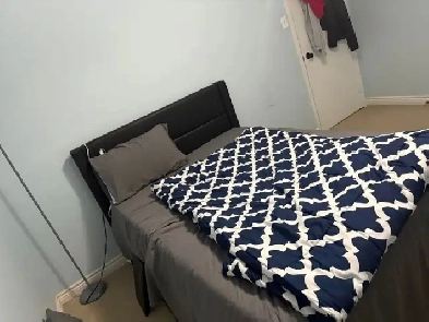 Room for Rent – Female Only Image# 1