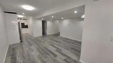 LEGAL 2 BED   1 OFFICE/DEN Image# 1