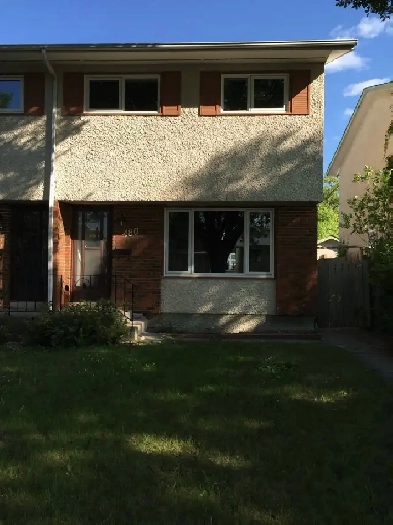 GREAT SOUTH OSBORNE LOCATION - AVAILABLE DEC 1. 3BR 1 BTH SxS Image# 1