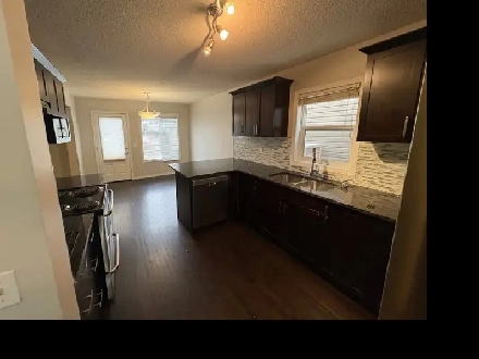 3 Bedroom house for rent in Airdrie Image# 1