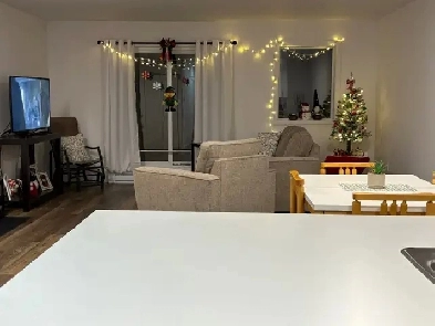 4 1/2 cession bail pour février ou mars 2026 Image# 1