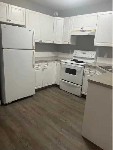 SYLVAN LAKE- 2 Bed/2bath Townhouse-$1650 Image# 1