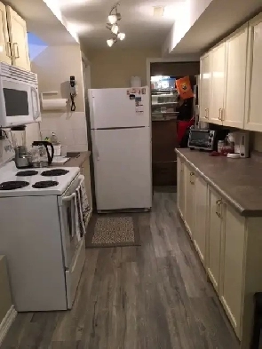 Newmarket– Yonge/Mulock- Furnished ALL INCLUSIVE Bsmt Image# 1