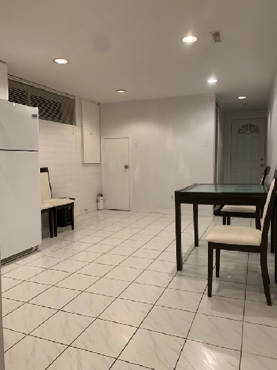 Furnished Wlkout 2bd Den SelfContain Bsmtn for rent $2000all inc Image# 1