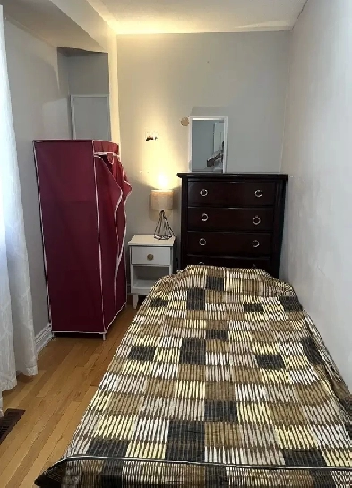 Furnished room for rent Image# 1