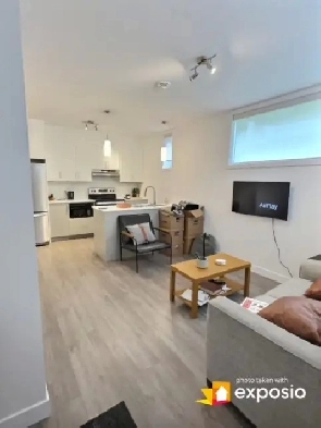 Condo 1 chambre, électro, câble internet Image# 8