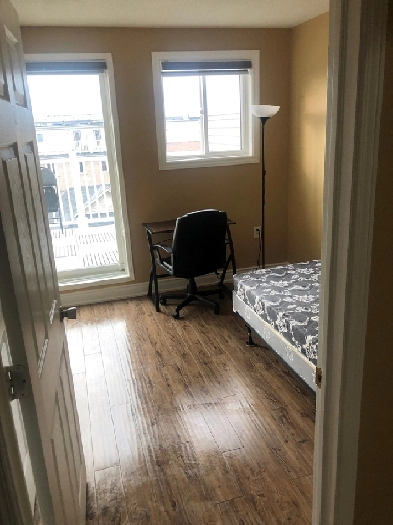 PRIVATE ROOMS FOR RENT NEAR YORK UNIVERSITY - DECEMBER 1ST, 2025 Image# 1