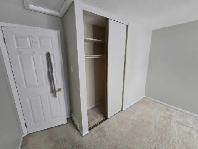 Room For Rent (AVAILABLE JANUARY 1ST) READ THE AD DESCRIPTION Image# 1