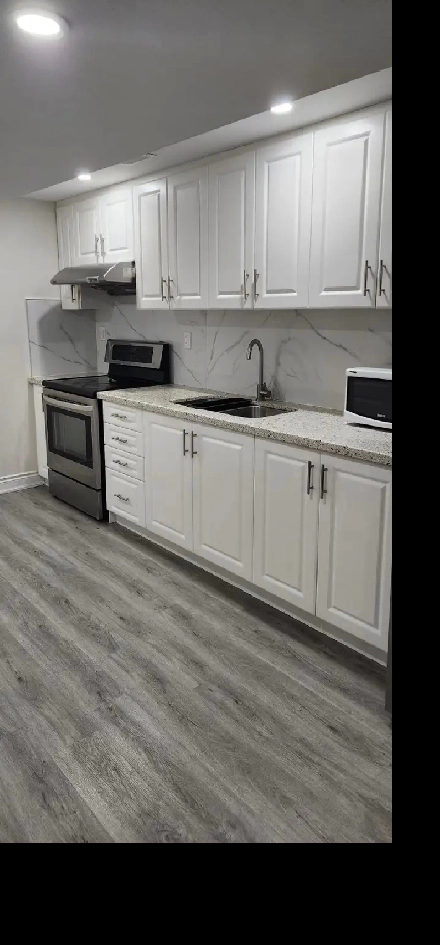 Furnished legal basement apart Brampton- Dec1 or Jan 1 Image# 1