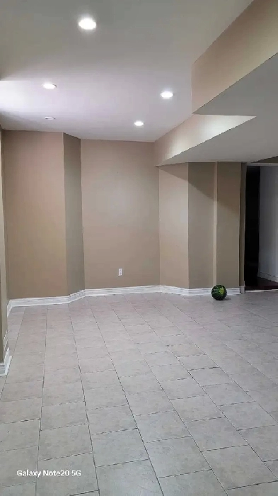 1 private Bedroom basement apartment,washroom,kitchen Image# 1