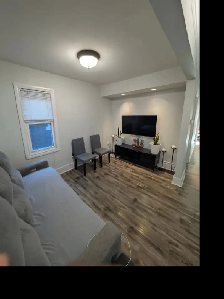 Detached Bungalow 3 Bd For Rent West Windsor Sandwich University Image# 1