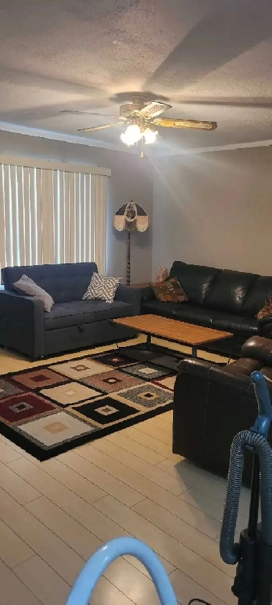 Cottage for rent in Balfour. Image# 1