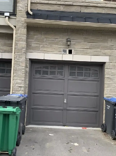 3 bedroom stacked townhouse for rent Image# 1