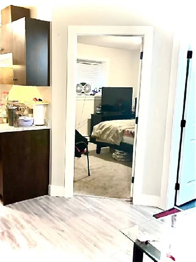 1 BED 1 BATH SUITE - Cloverdale Image# 2