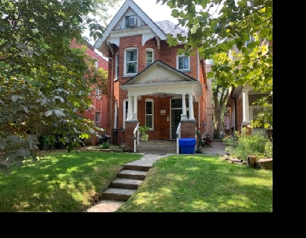 Income Property – 8-Unit Multiplex in Parkdale – 6.29% Cap Rate Image# 1