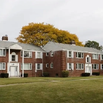 2 BR Apartments at WYANDOTTE ST., WINDSOR Image# 1