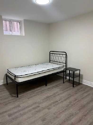 Room for Rent – Near Sheridan College (Oakville)  $825/month Image# 1