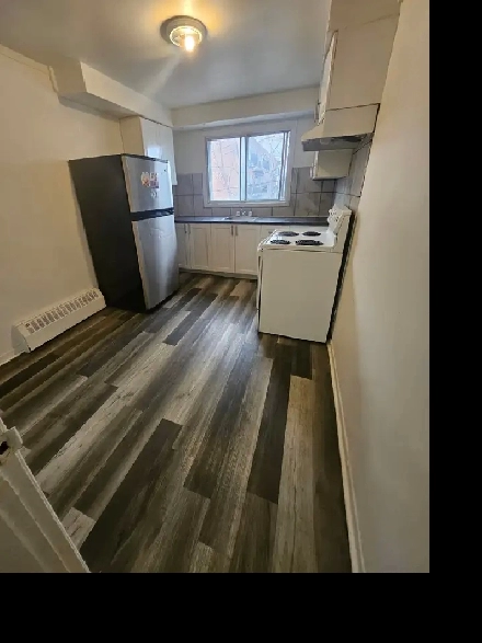 4 1/2 Apt DISPO Imm Visite 11:00 a 3:00 Lundi au Vendredi Image# 1