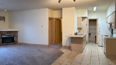 312-9918 Gordon Avenue Image# 3