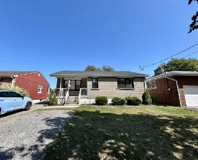 RENOVATED 3 Bedroom Main Floor in Welland! Image# 1