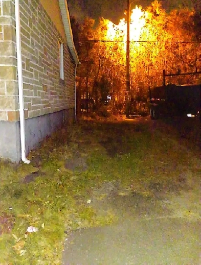 Stationnement extrieur disponible  Outdoor parking available