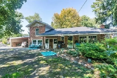 Modern 3-Bedroom House Steps From Fort Erie Lake Image# 1