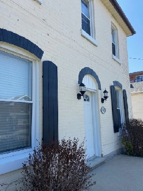 Modern 2-Bed Main Floor | Washer/Dryer | Heat Control | Quiet Image# 5