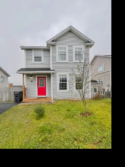 24 Palmerston Dr - Spacious Three Bedroom Home with Fenced Yard Image# 23