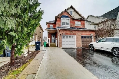 THREE BEDROOM SEMIDETTACHED ON MAVIS AND DERY MISSISSAUGA Image# 1