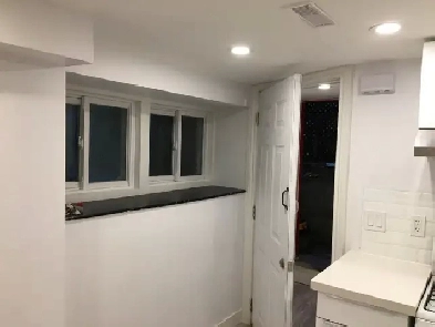Annex Basement Apartment by Dupont subway Image# 1