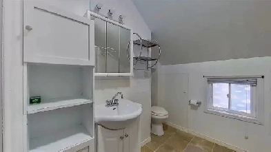 2 Bedroom 1 Bath in Oshawa Image# 1