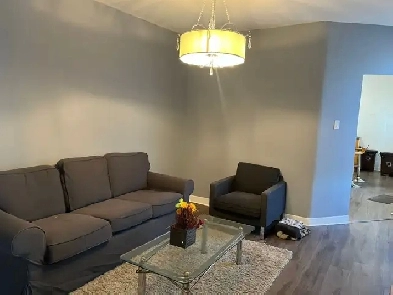 Une Chambre disponible pour fille Image# 1