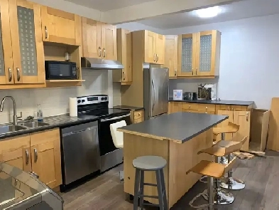 Une chambre pour fille à louer Image# 1