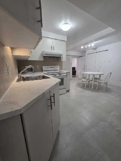 3 1/2 apartment for rent / Metro Fabre Image# 1