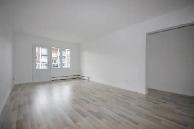 5½, Chauffé, libre 1ier janvier. Image# 1