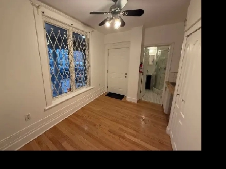 Bachelor unit located in Centretown- Available Immediately! Image# 1