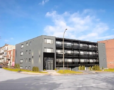 5695 St. Jacques – 3 ½ Renovated – $1,450/Month – Available Now! Image# 1