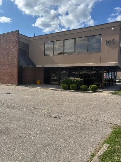 Your Company Name on Wharncliffe! 1,687 sq ft of Office Space Image# 1