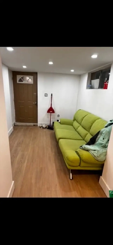 Rom For Rent Image# 1