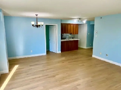 Condo 4 1/2 à louer Image# 1