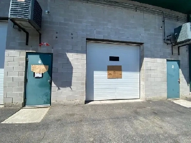 Warehouse with 2 offices upstairs  Prime Location Brantford Image# 2