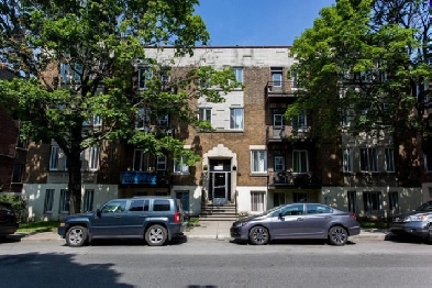 Apt 1½-  Decembre- Près du métro  Côte des Nieges– TOUT INCLUS- Image# 1