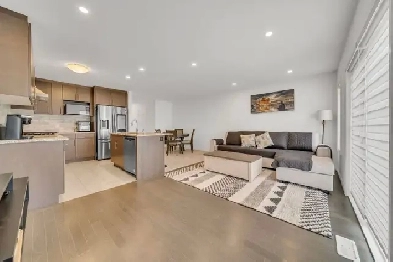 3 Bed 3 Bath in Residential Area in Huron, Kitchener! Image# 1