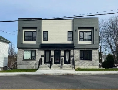 LOGEMENT À LOUER À ALMA - RUE COLLARD Image# 1