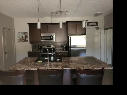 Modern 2-Bed   Parking/Storage/Amenities Incl (Albany Way NW) Image# 1