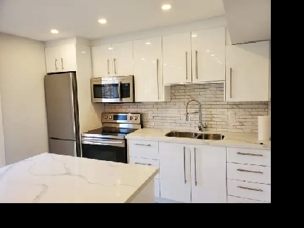 Executive Apartment In the Heart of Downtown Brampton Image# 1